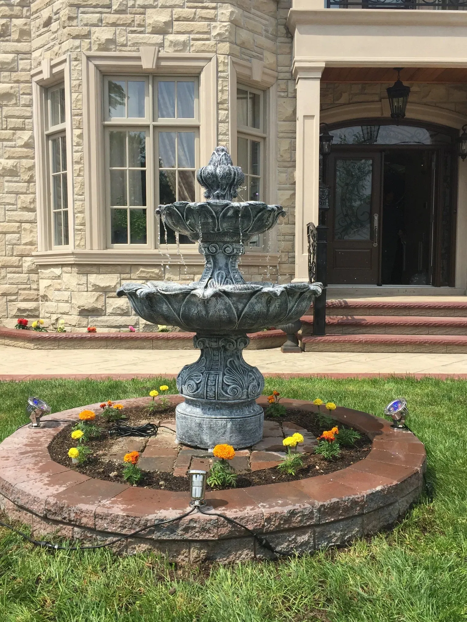 2 Tier Leaf Fountain