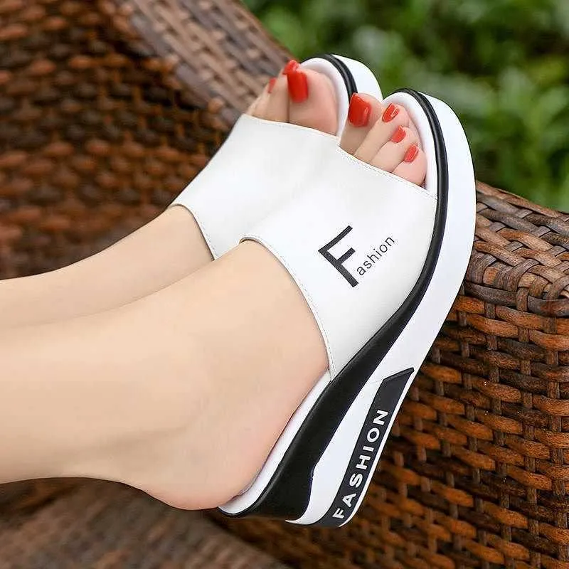 2021 New Wedge Heel Mid-Heel Slippers Women