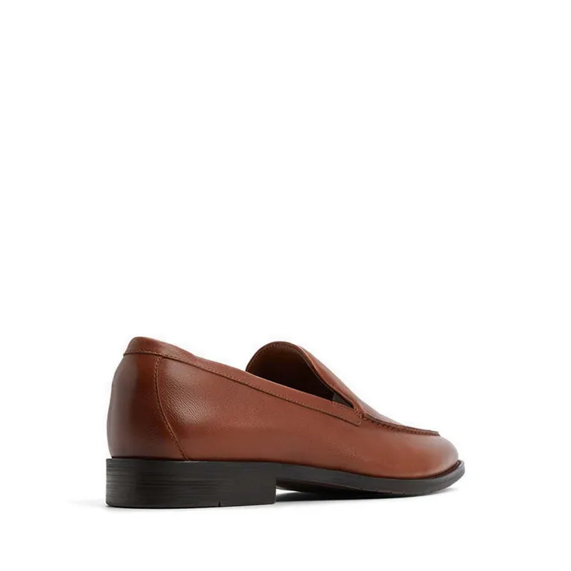 Aldo รุ่น Heriot รองเท้าโลฟเฟอร์ผู้ชาย แบบสวม สี Cognac