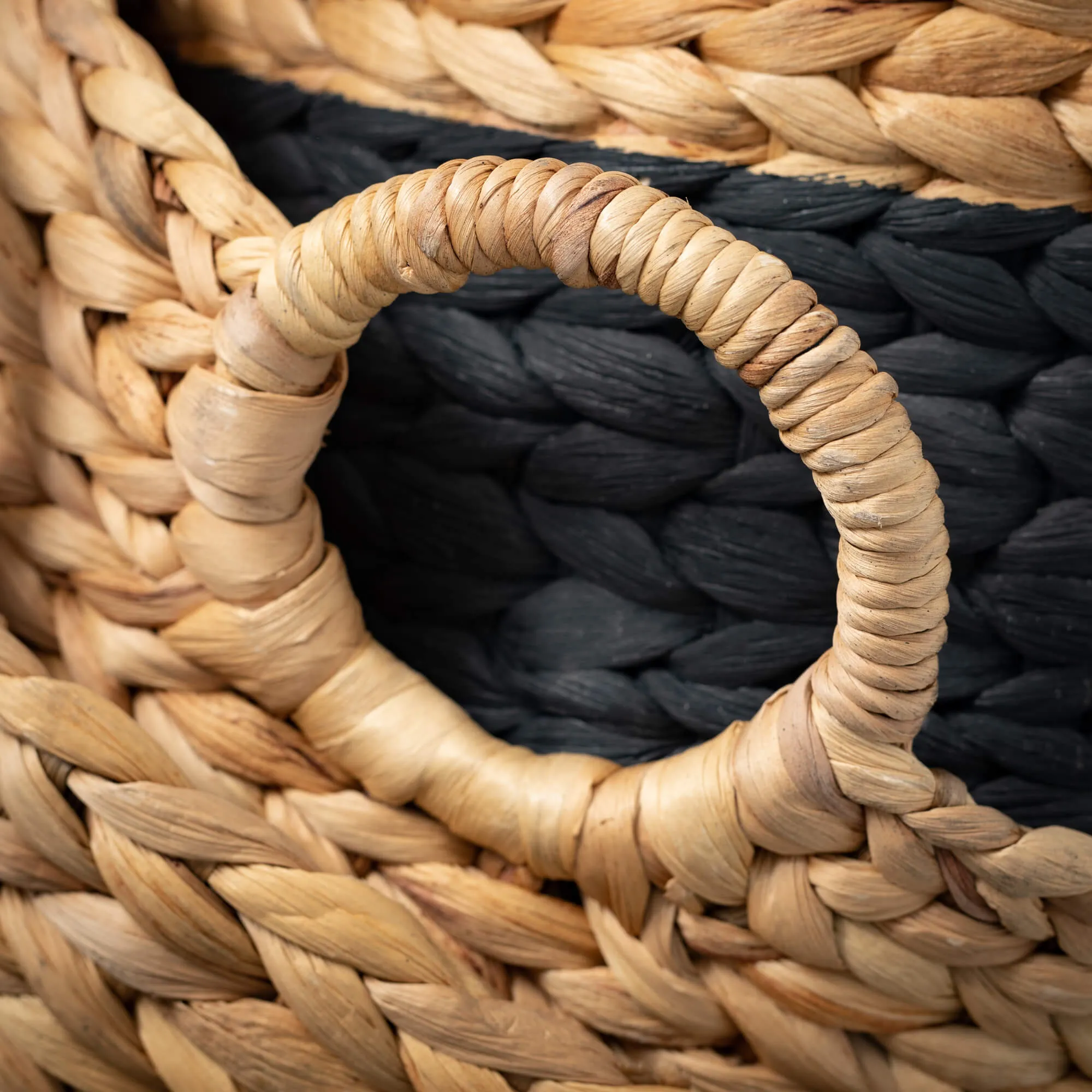 BI-COLOR BANDED WOVEN BASKETS
