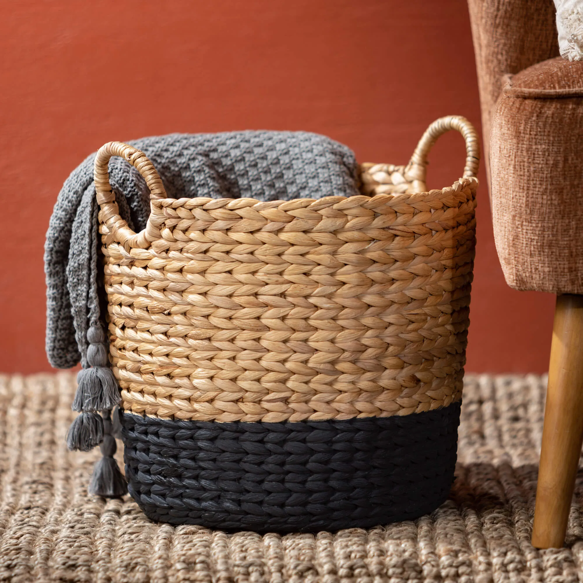 BI-COLOR BANDED WOVEN BASKETS