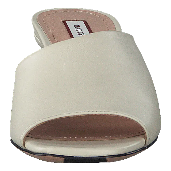 Carin 45 008, Bone 15