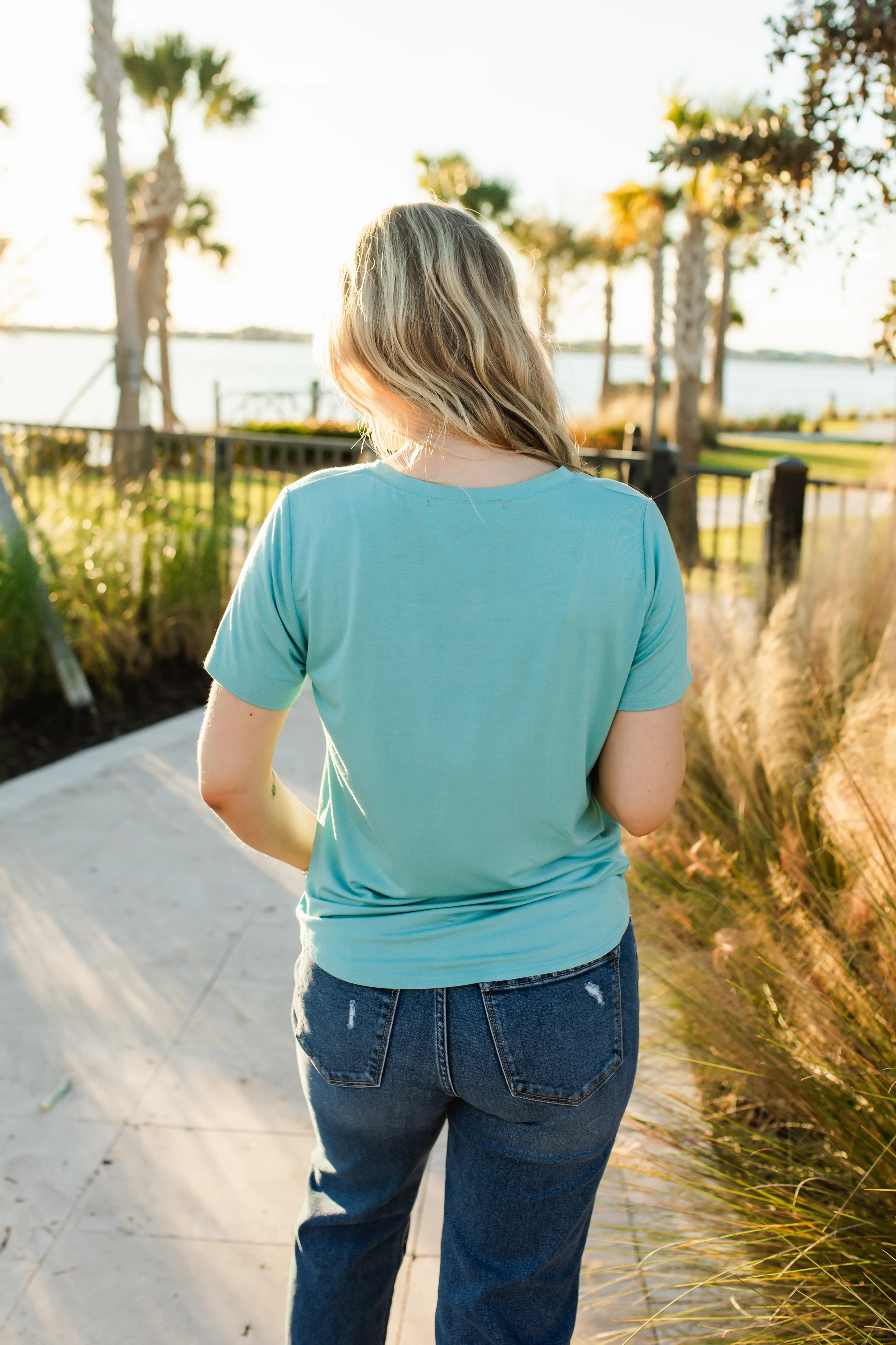 charlie tee in aqua
