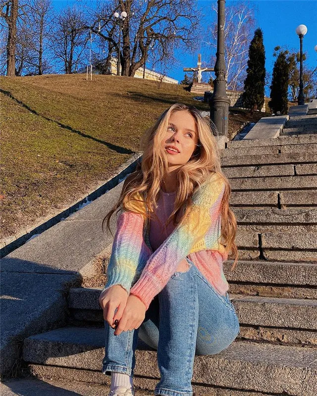 CHIC GRADIENT RAINBOW TIE-DYE KNITTED CARDIGAN UB2819