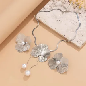 Chic Pearl Flower Pendant Herringbone Chain Necklace Earrings Set