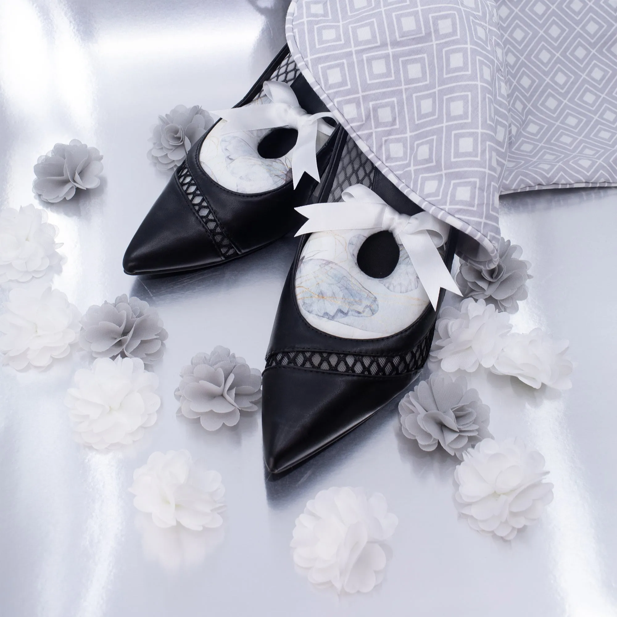 Chic Squares Shoe Bag, Set of 2