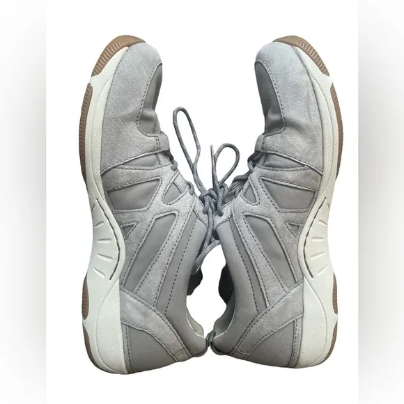Dansko Hatty suede comfort sneakers EU 39- US 8.5/9