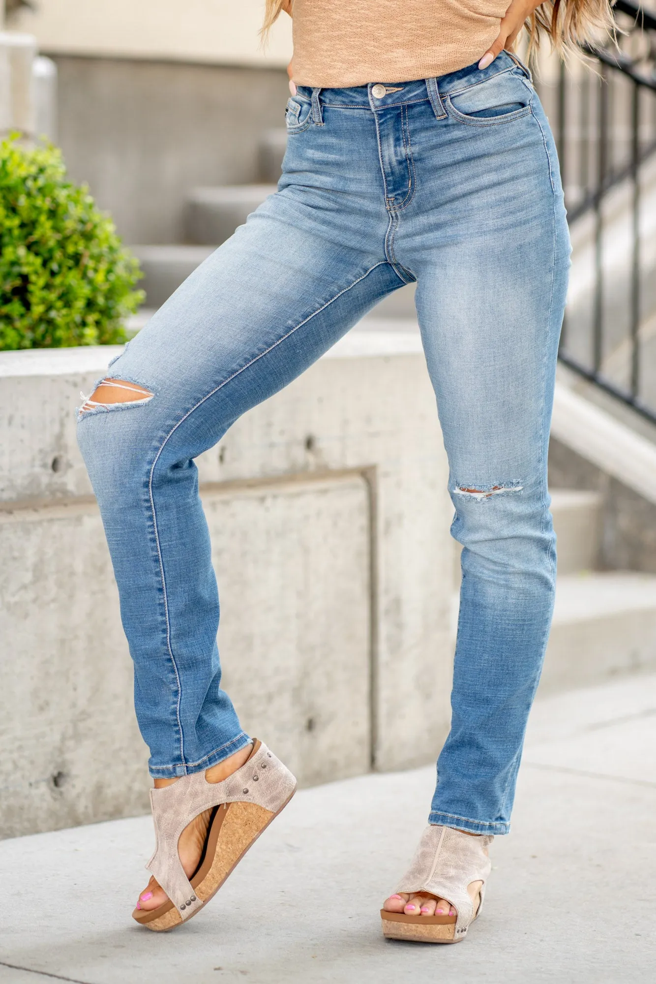 Diana High Rise Slim Straight Jeans