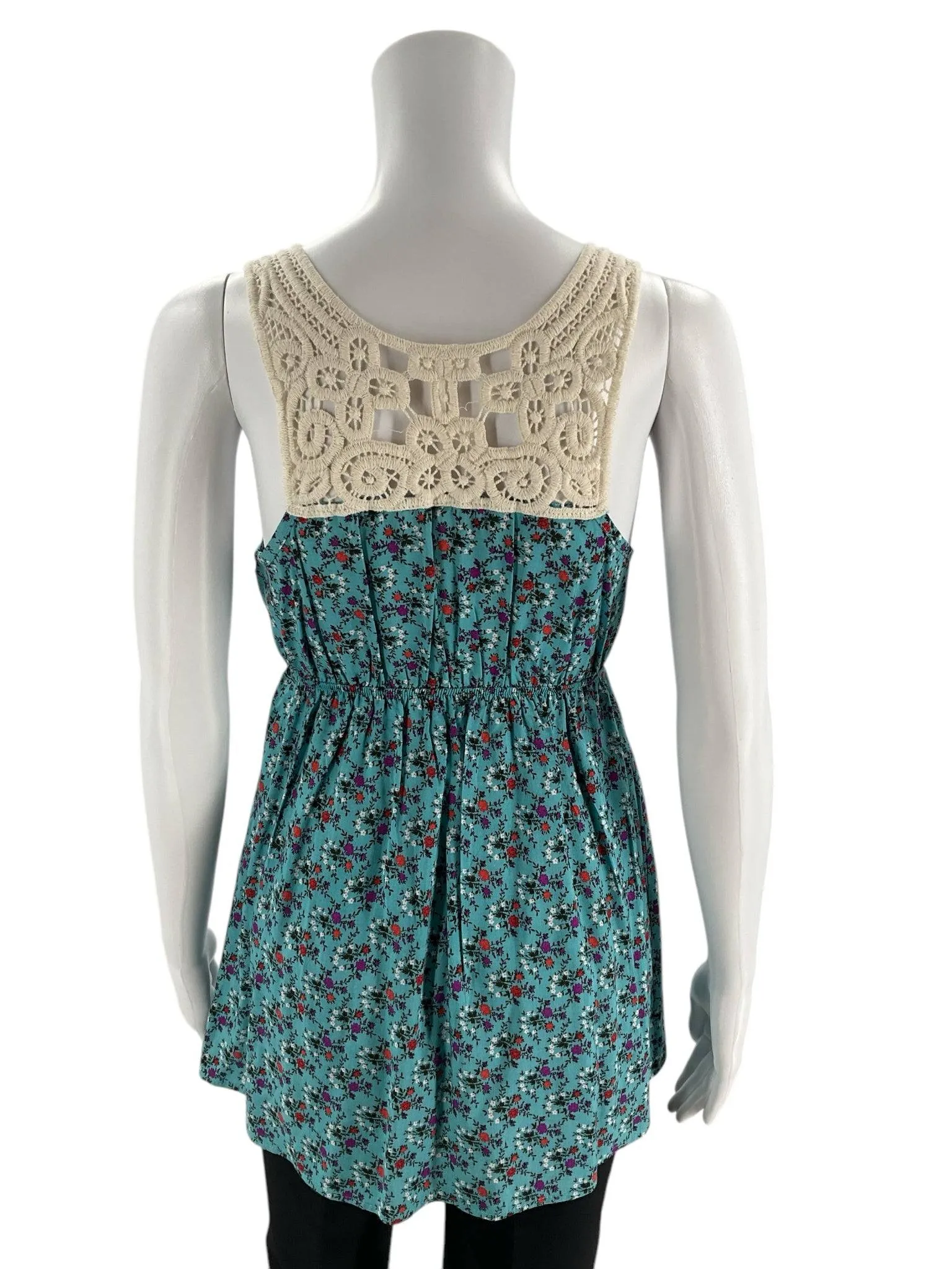 Everly Top Size Medium