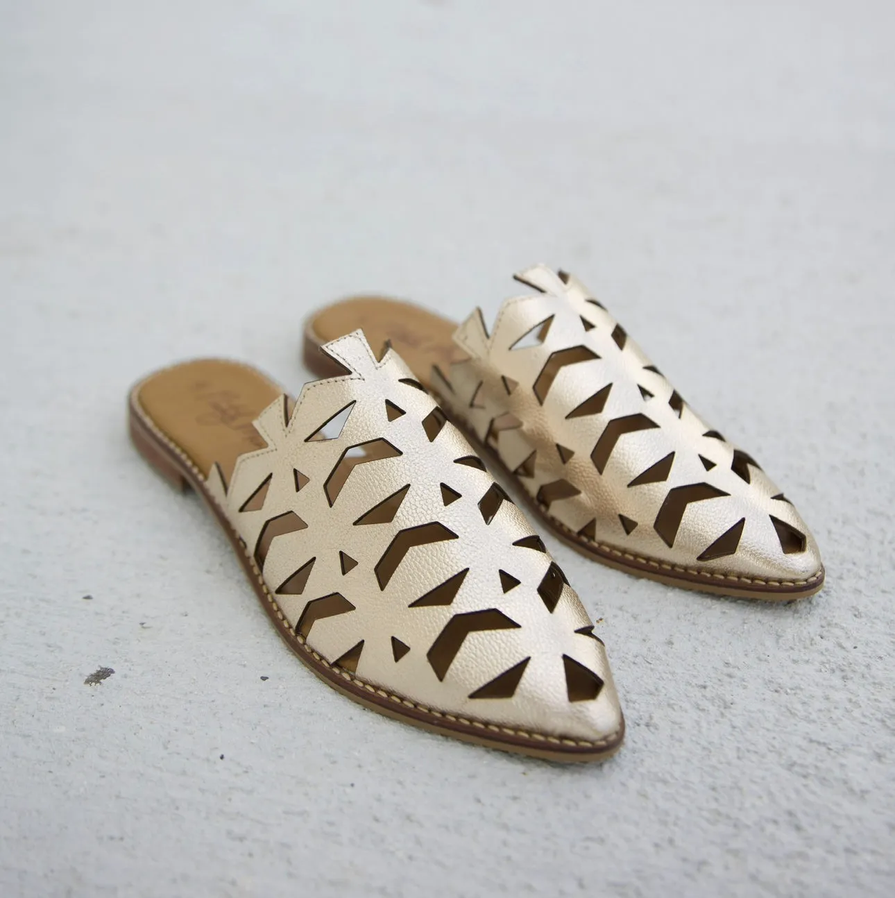 Flats Hoja - Gold