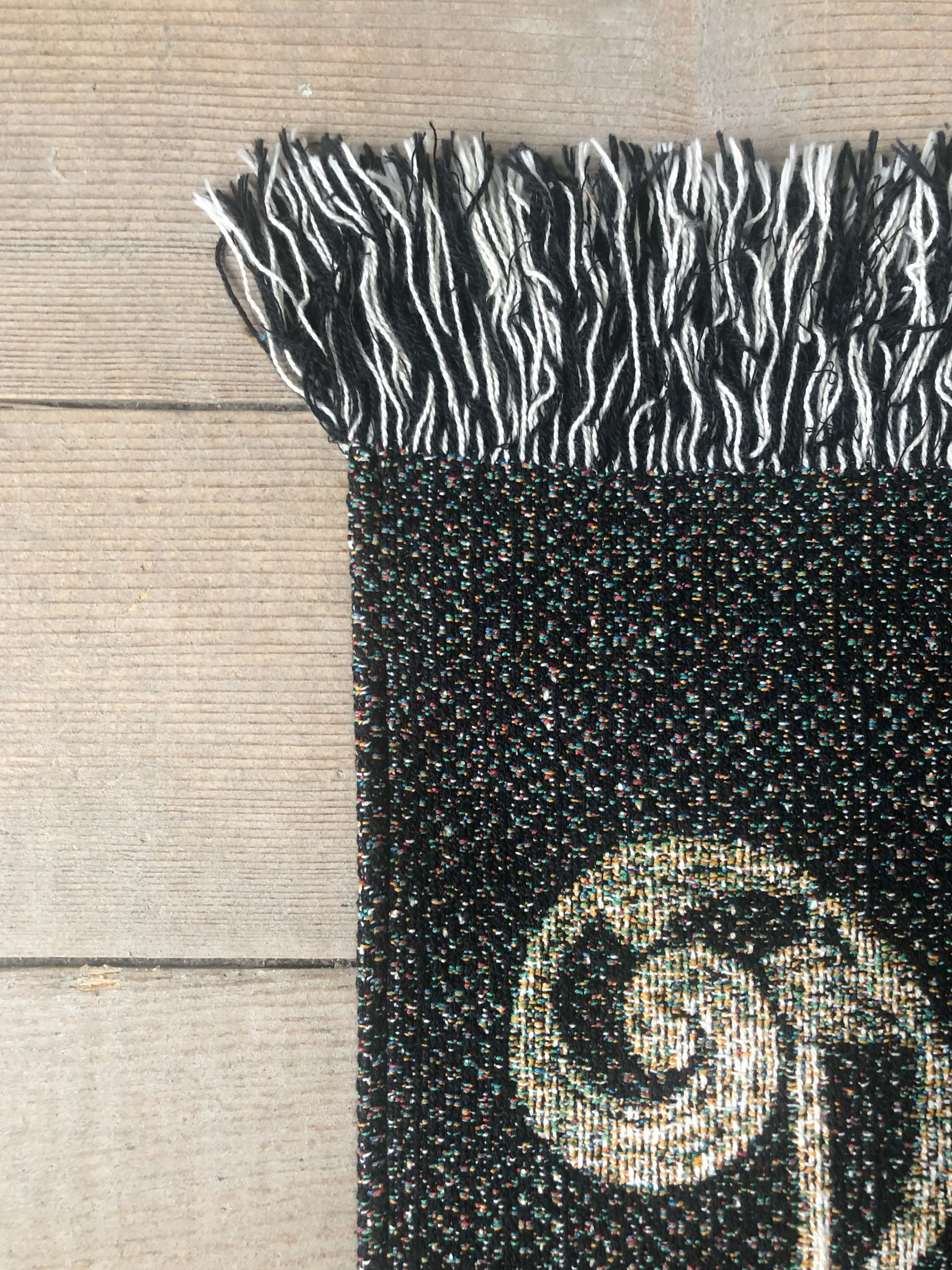 flemish engraving scarf grey/black/sepia