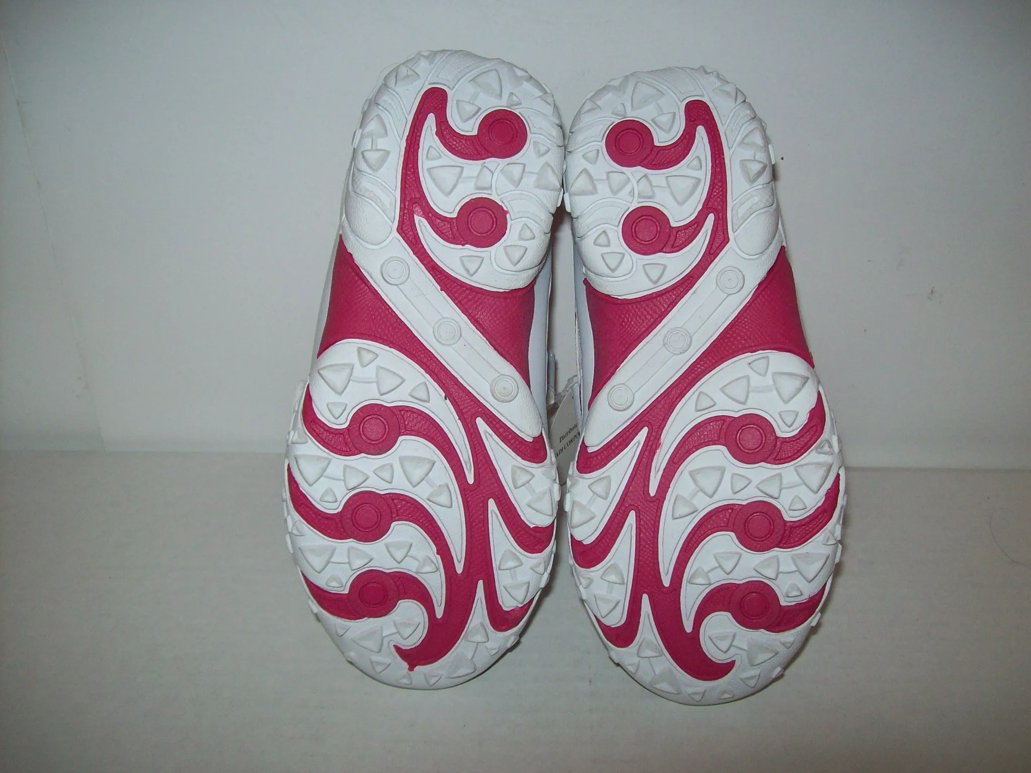 Garfield Sneakers Size 30