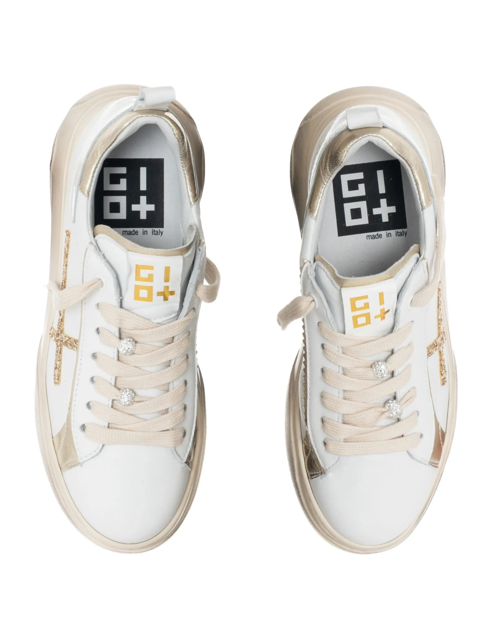GIO  Hvit sneaker med gullstrass