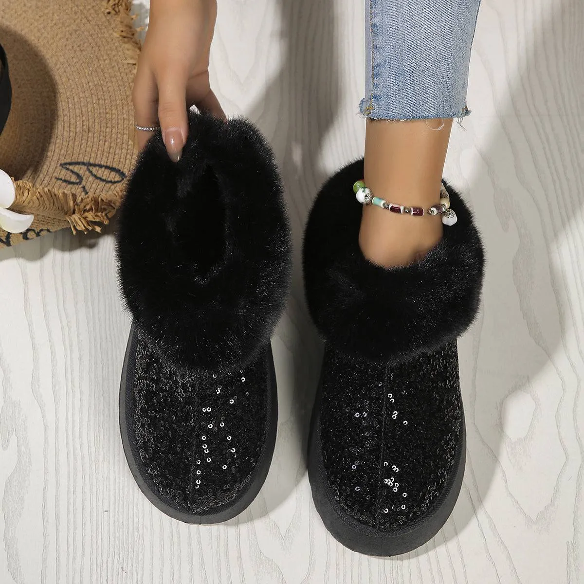 Glamour & Warmth: Fashion Sequined Plush Winter Slippers