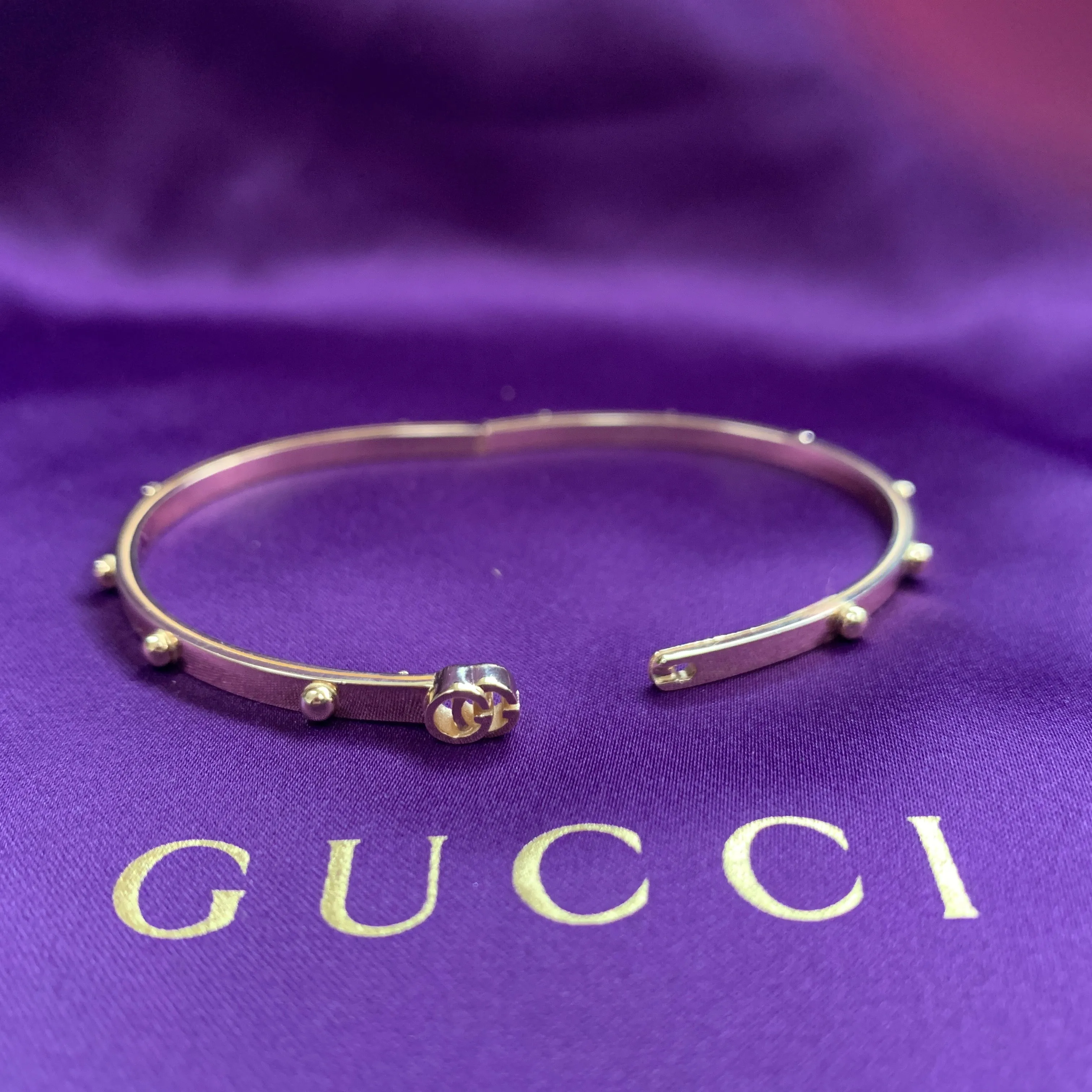 Gucci GG Running Bangle In 18K Yellow Gold