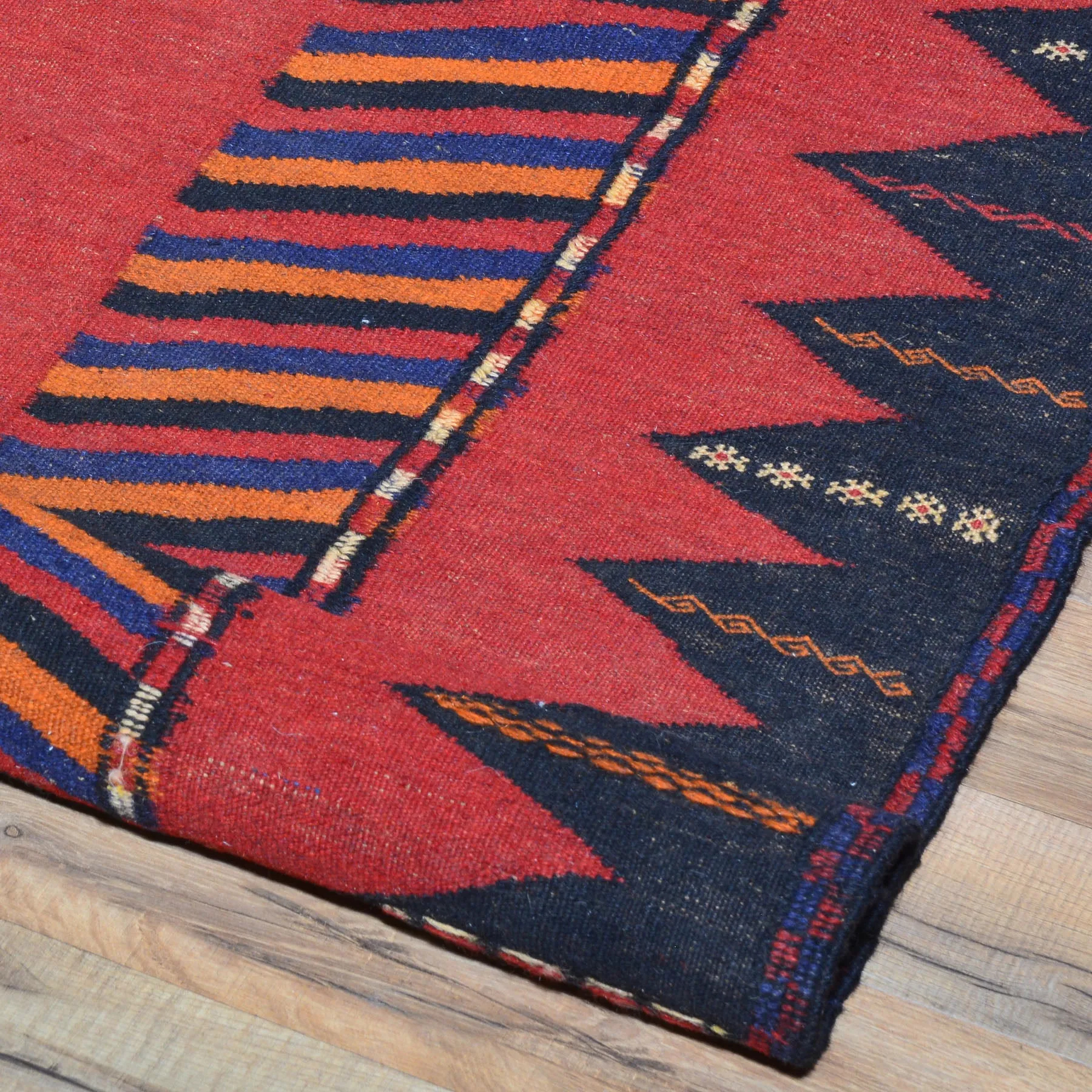 Hand-Woven Flat-weave Tribal Kilim Wool Rug (Size 4.3 X 4.4) Cwral-7599
