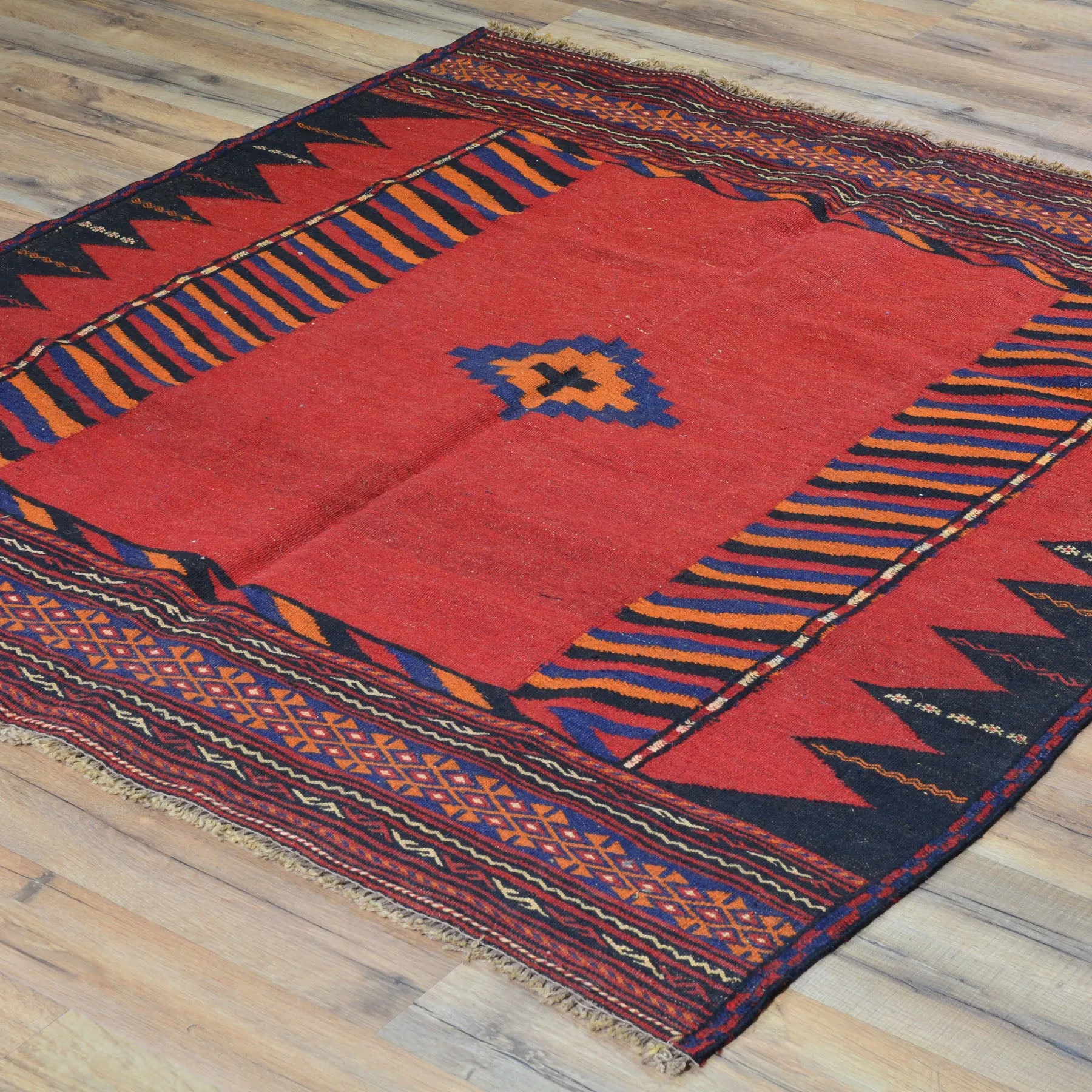 Hand-Woven Flat-weave Tribal Kilim Wool Rug (Size 4.3 X 4.4) Cwral-7599