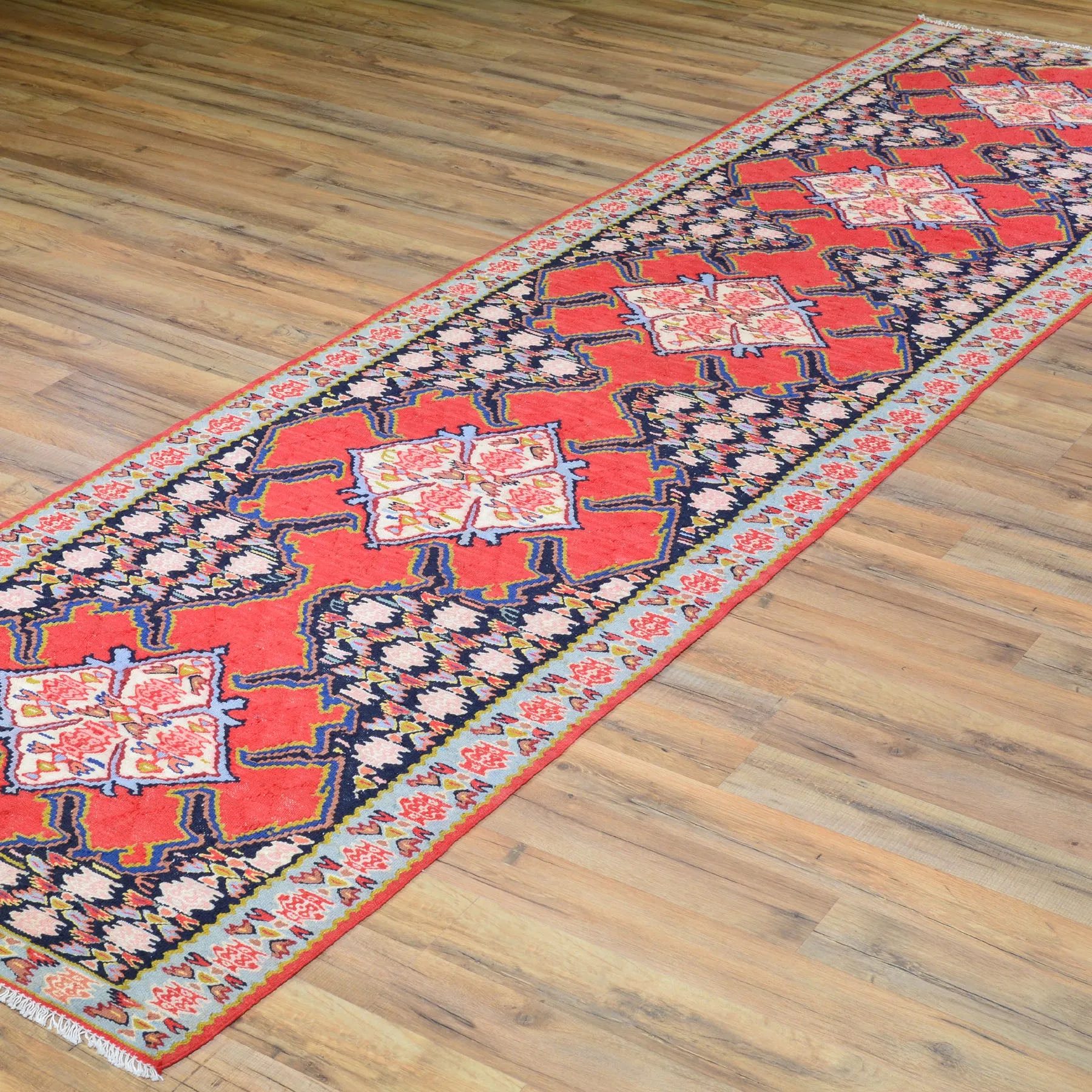 Hand-Woven Persian Sennah Kilim Village Rug 100% Wool (Size 2.9 X 10.10) Cwral-6003