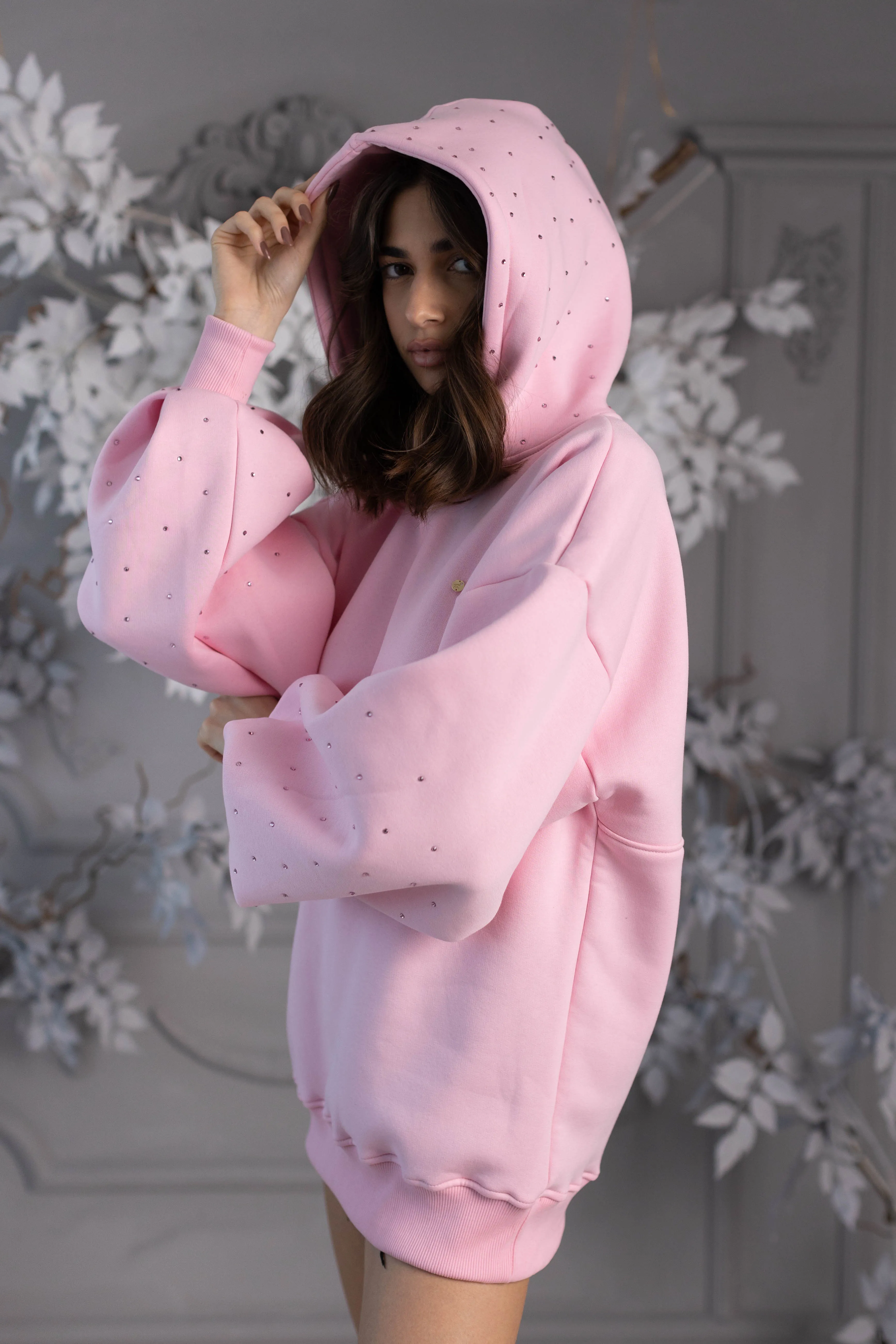 Hanorac "Blush" CRISTALE cu spatele gol și mâneci clopot BABY PINK