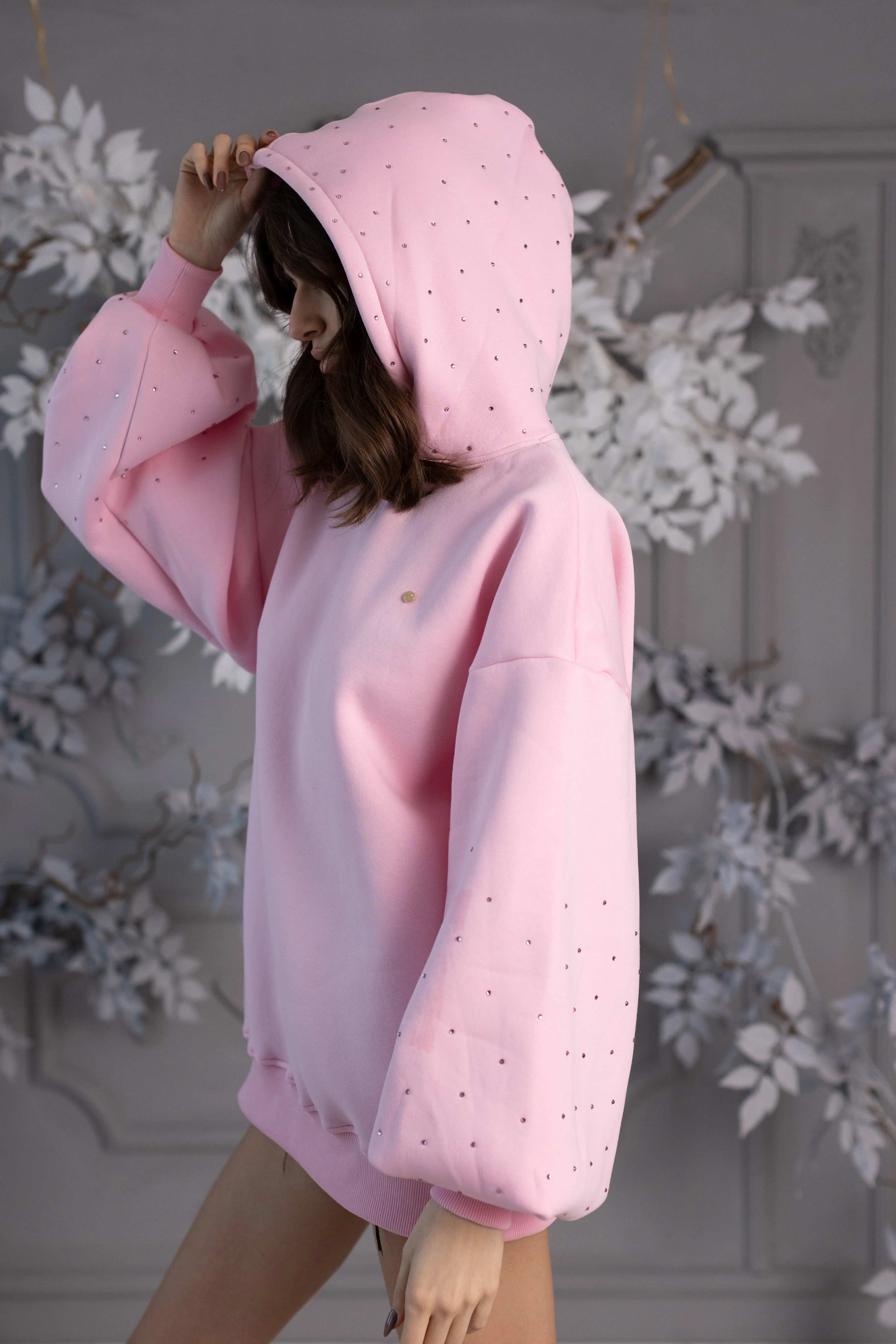 Hanorac "Blush" CRISTALE cu spatele gol și mâneci clopot BABY PINK