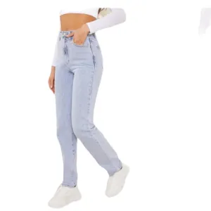 Light Blue Wash High Waist Straight Leg Jeans Perttylittlething  NWT SIZ…