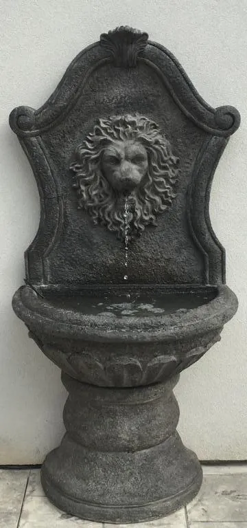 Lion Wall Fountain