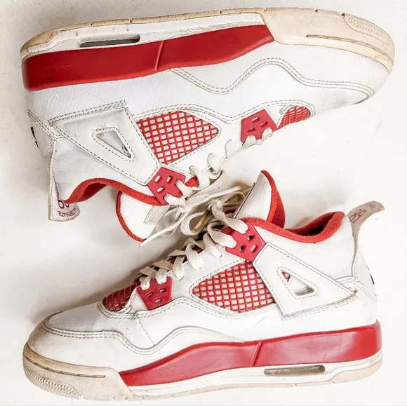 Nike White Gym Red Black Air Jordan 4 Retro ‘Alternate 89’ Size 5Y (Womens Sz 7)