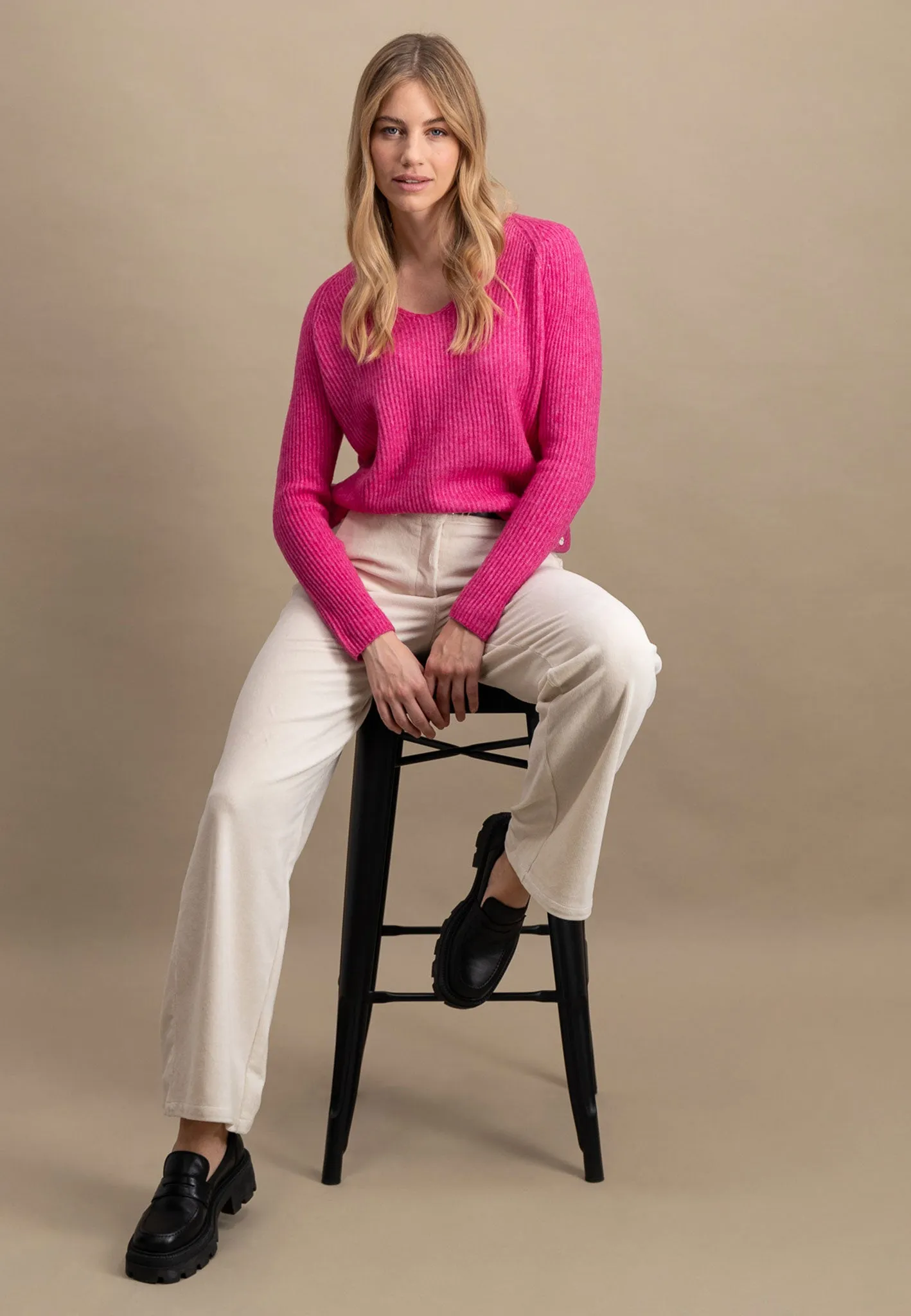 Pullover aus Wollmix mit V-Ausschnitt