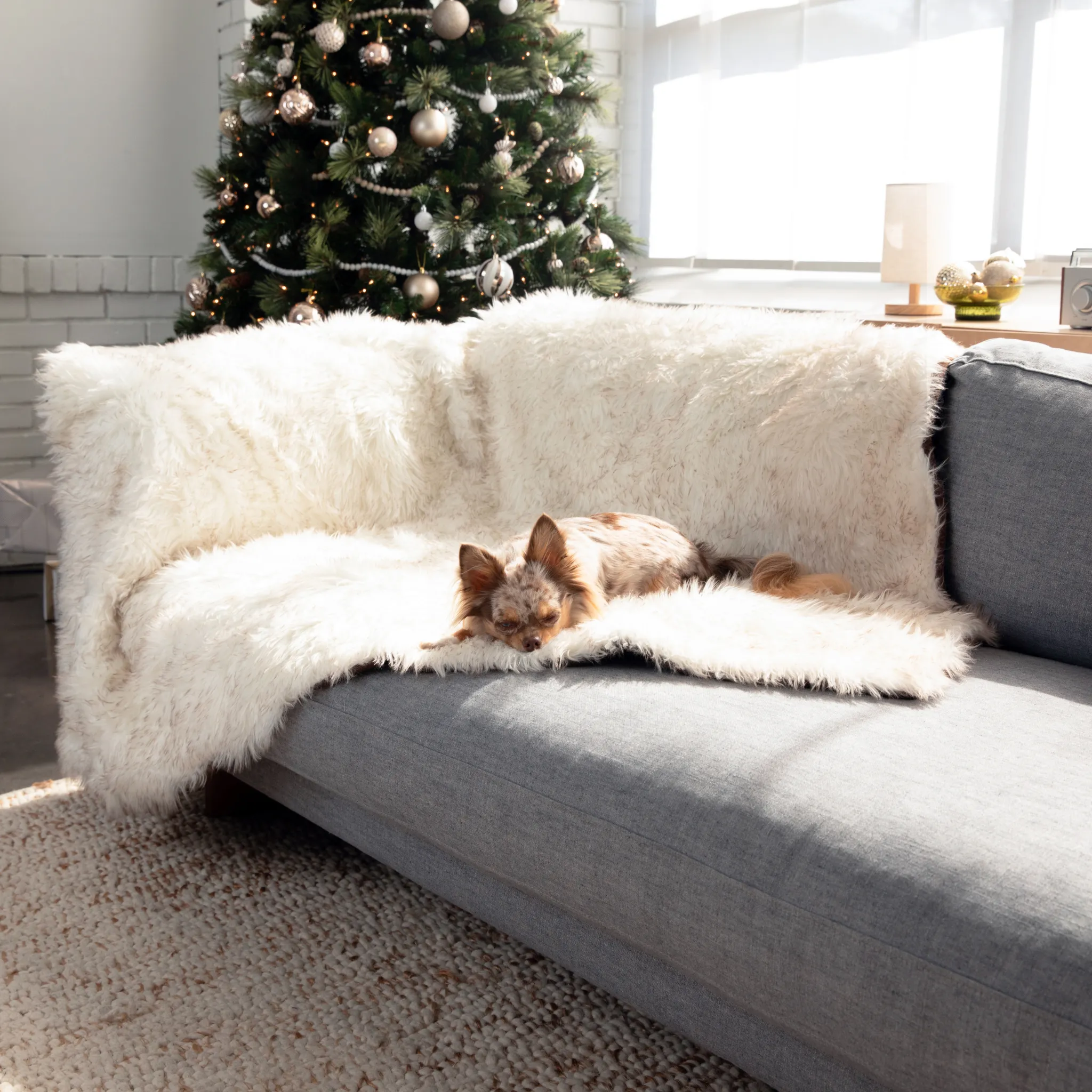 PupProtector™ Waterproof Throw Blanket - White with Brown Accents
