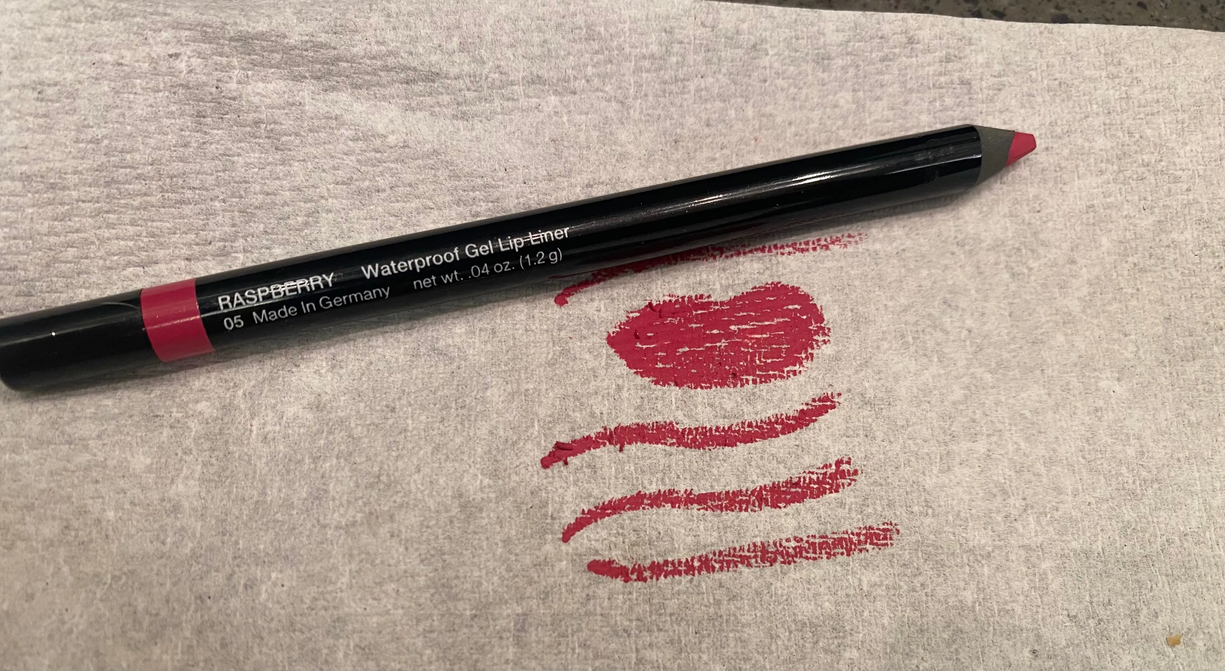 Raspberry Waterproof Gel Lip Liner