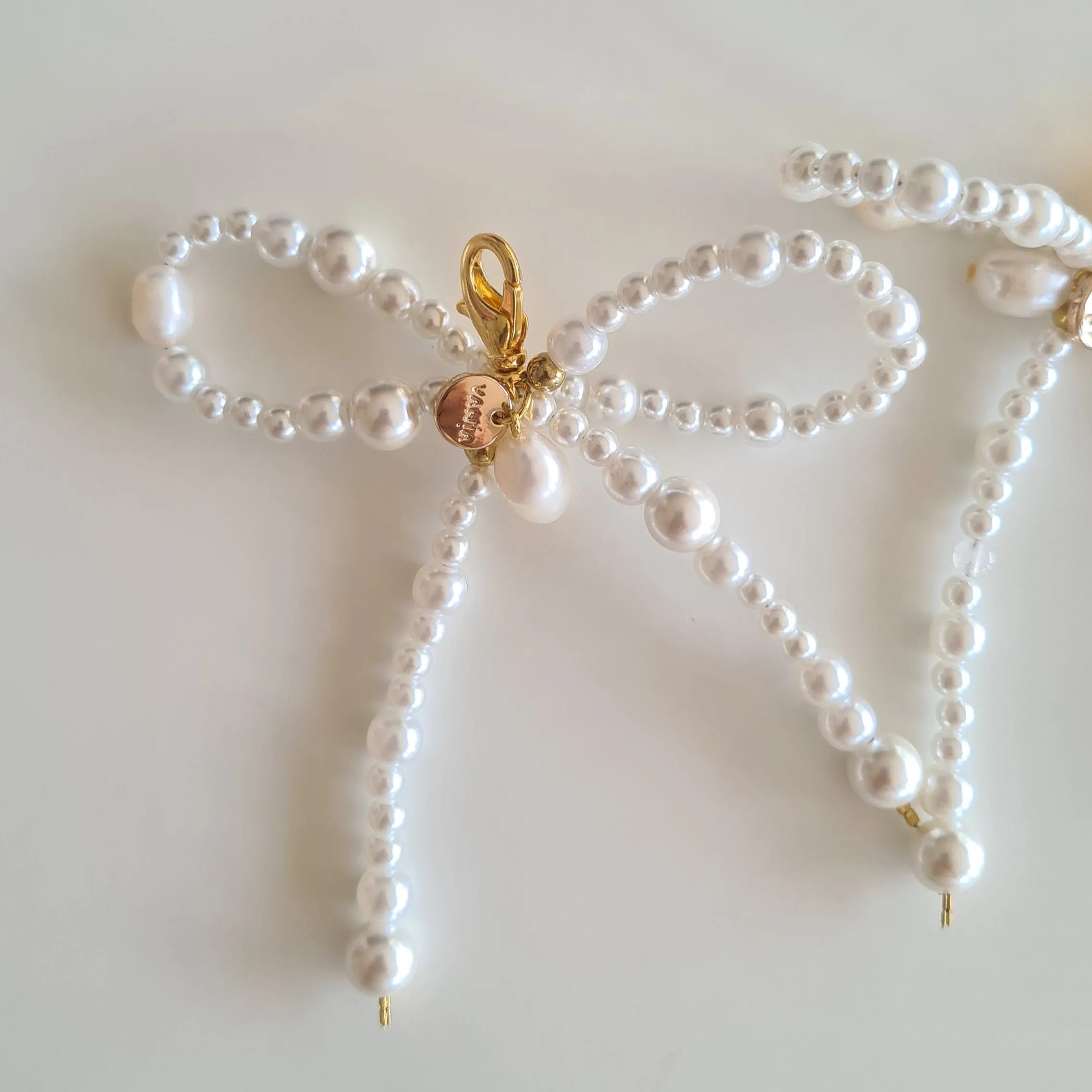 SHOE CHARMS IN GOLD