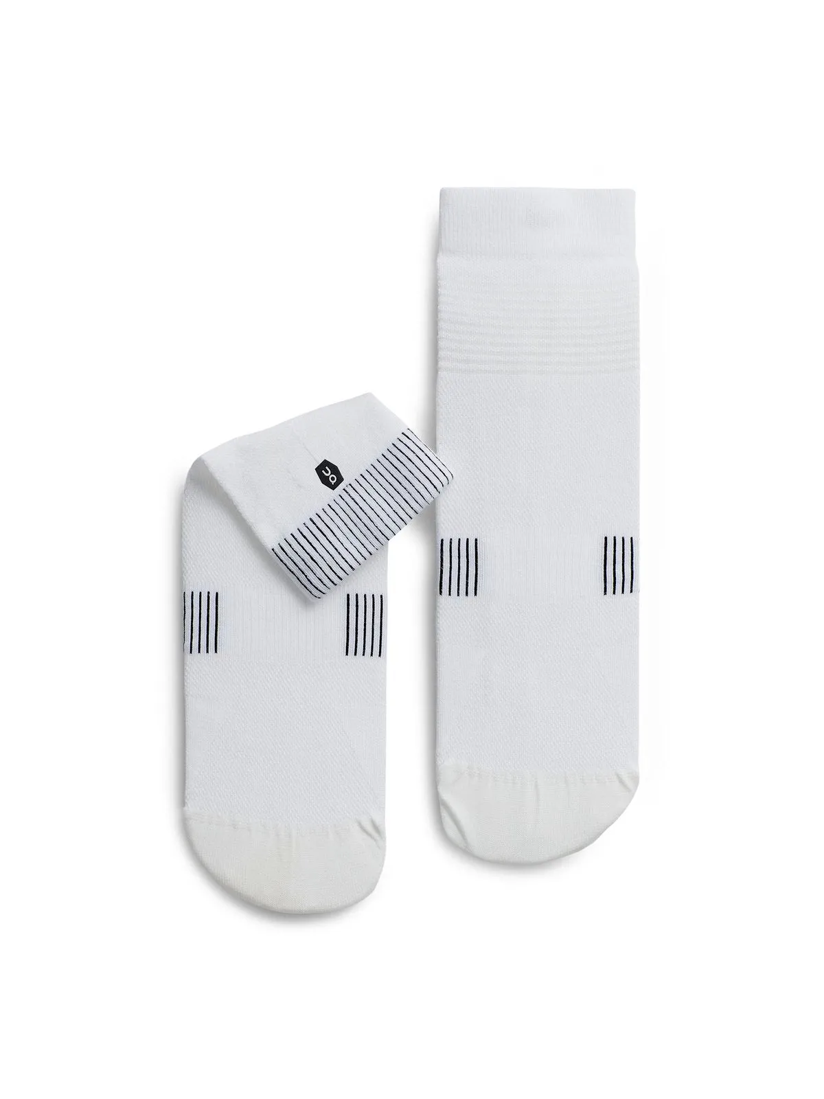 Skarpety do biegania ON RUNNING Ultralight Mid Sock biały
