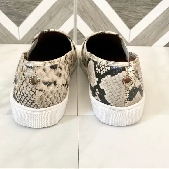 Steve Madden snake skin print sneakers size 8.5