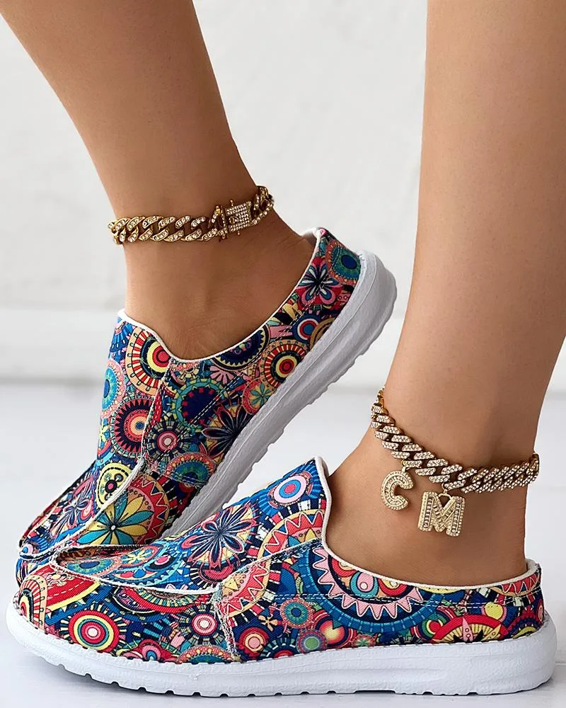 Tribal Floral Print Slip On Casual Loafers