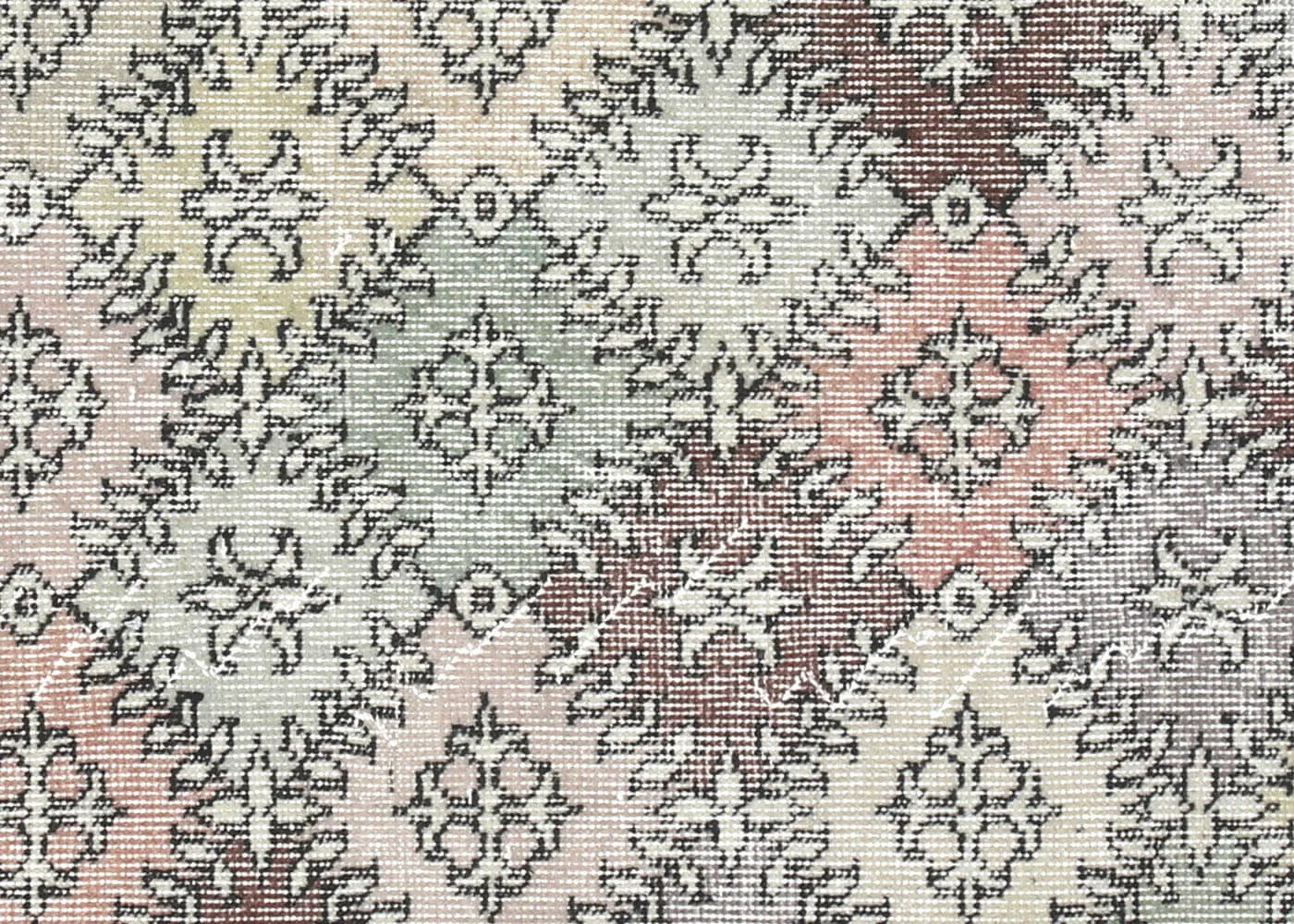 Vintage Turkish Mid-Century-Modern Rug - 4'6" x 7'8"