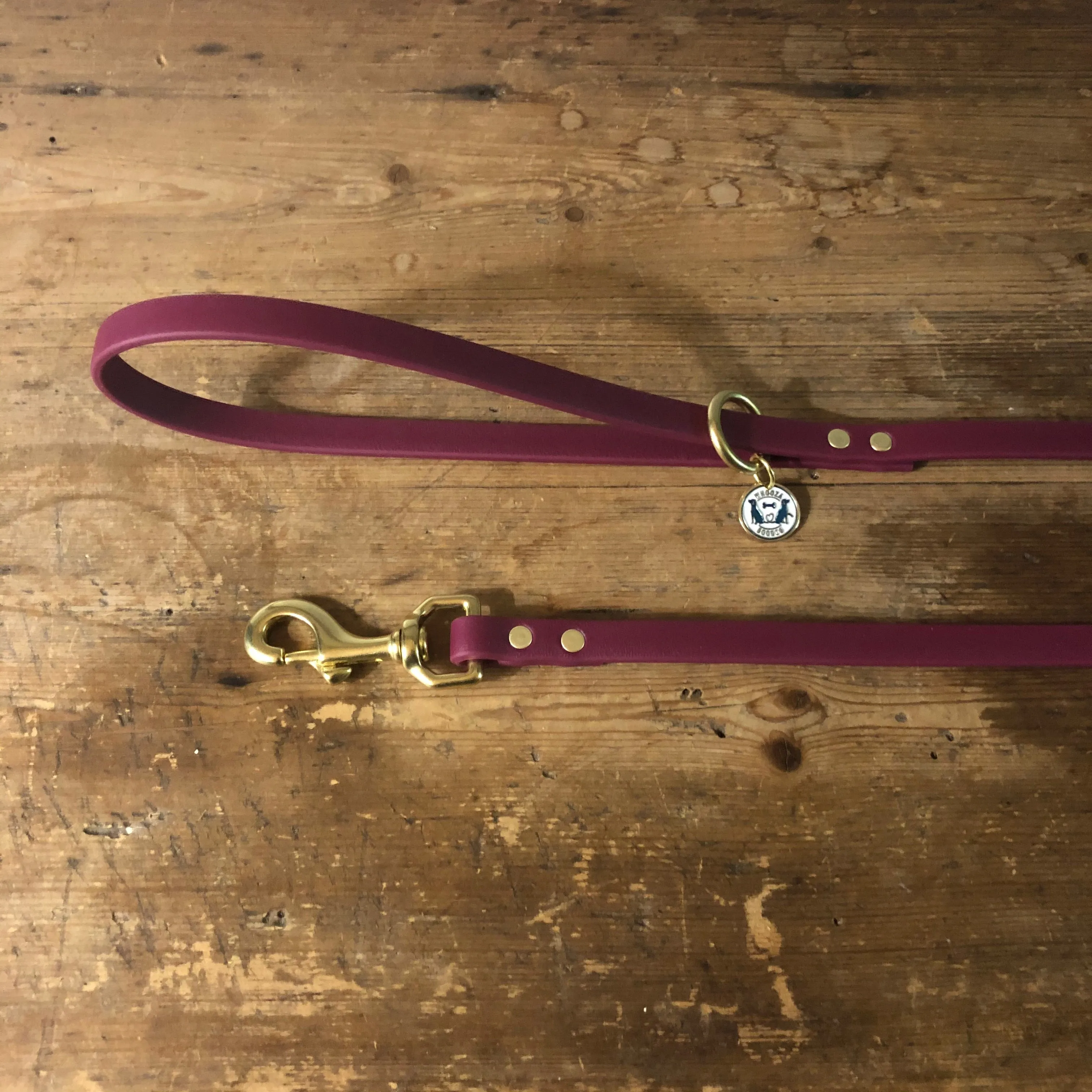 Waterproof Leash : Wine   Brass