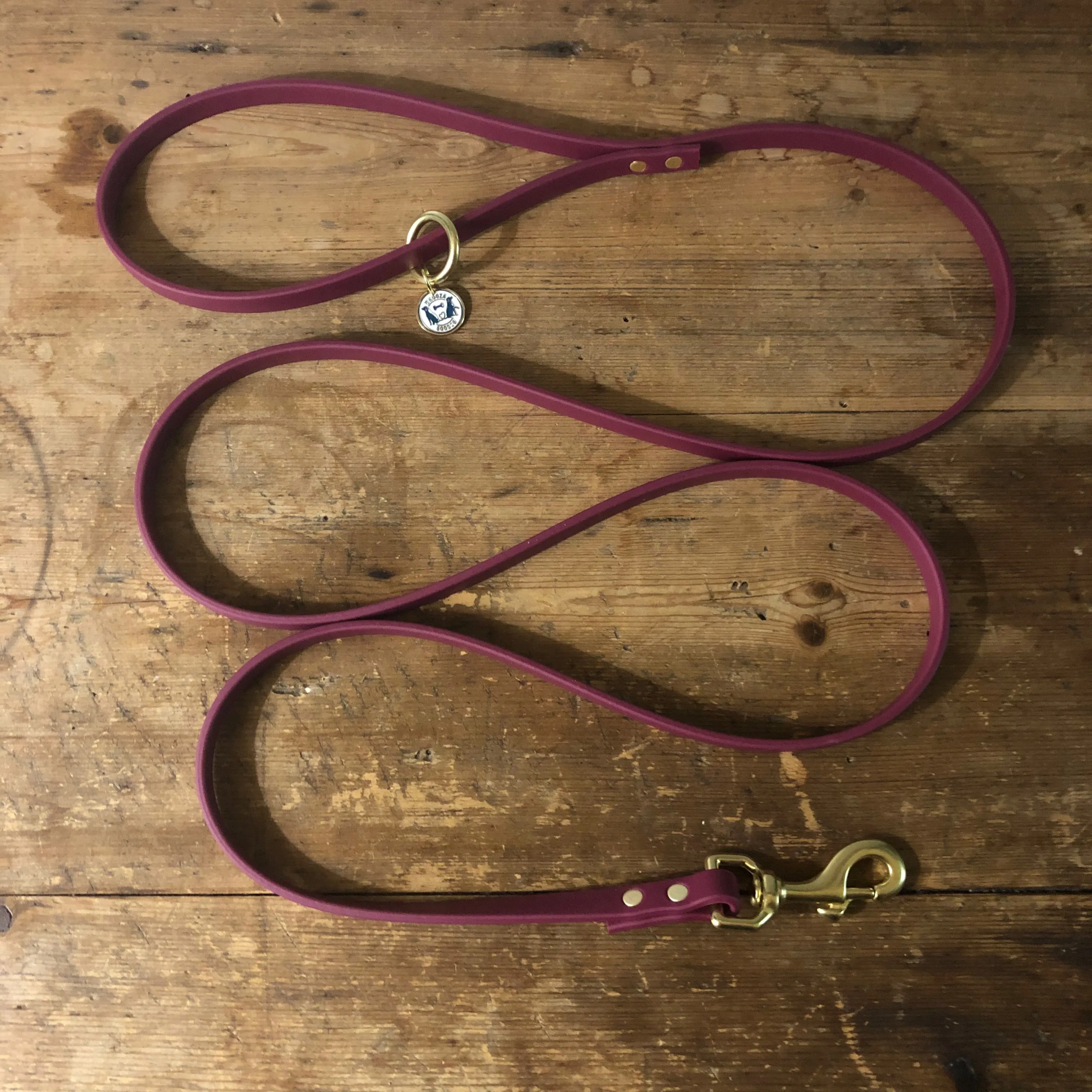 Waterproof Leash : Wine   Brass