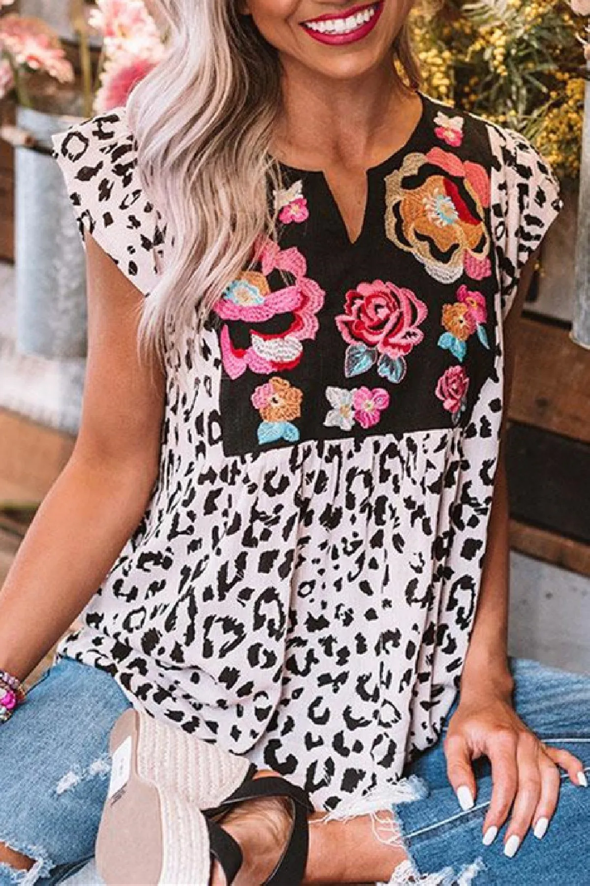 Wild Flower Embroidered Shift Top in Iced Latte