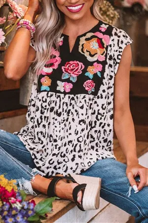 Wild Flower Embroidered Shift Top in Iced Latte